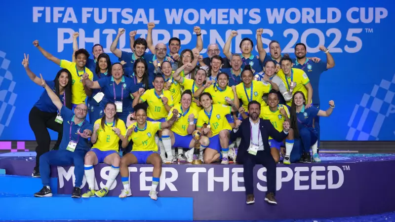 Brasil é campeão mundial de futsal feminino com 100% de aproveitamento
