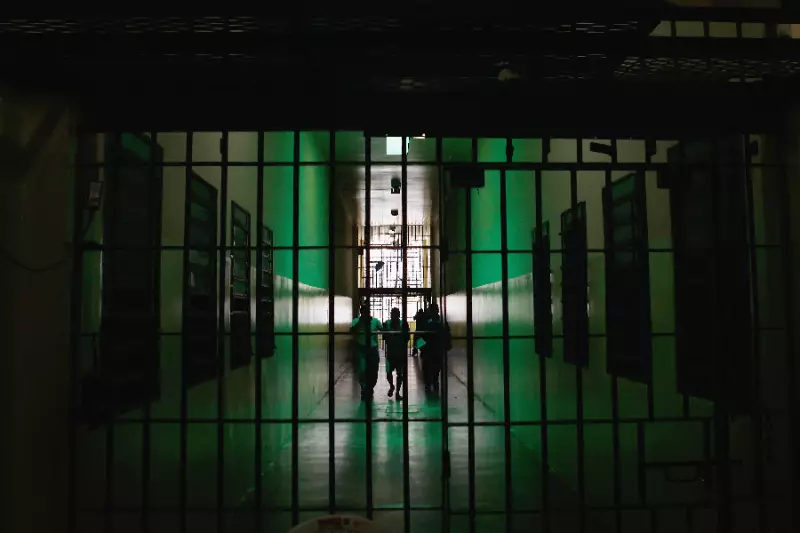 Brasil fecha 2025 com 1,5 milhão de pessoas presas ou sob mira da Justiça