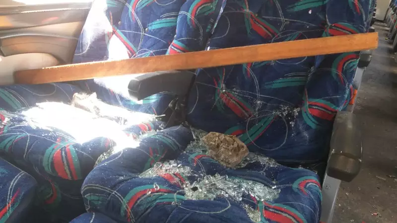 Briga de torcidas fecha BR-101 em SC: 5 presos por roubo e 6 feridos