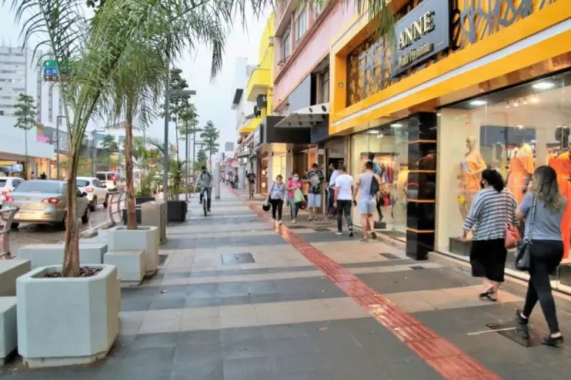 Campo Grande: confira os horários especiais do comércio no Natal e Ano Novo