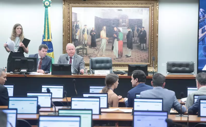 CCJ aprova projeto que libera crimes de ódio em templos religiosos