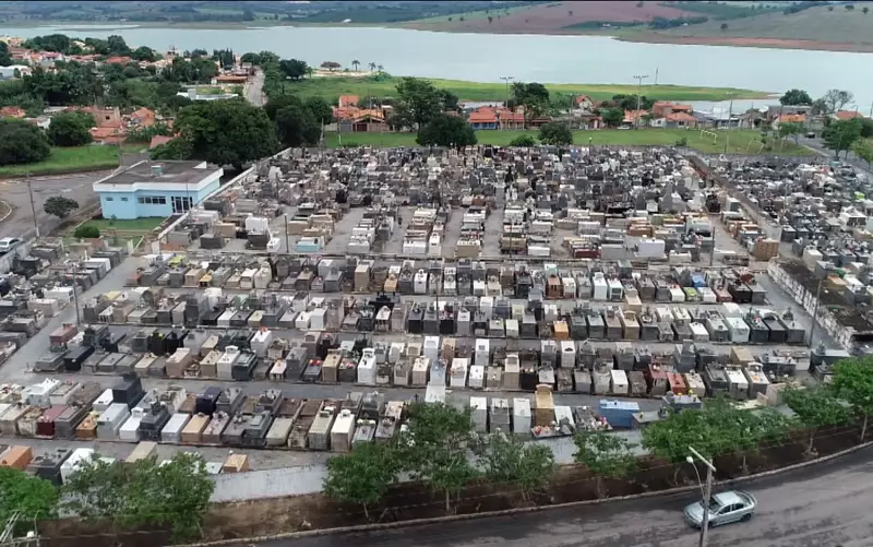 Cemitério de Guapé (MG) lotado: 80 enterros por ano e busca por novo terreno