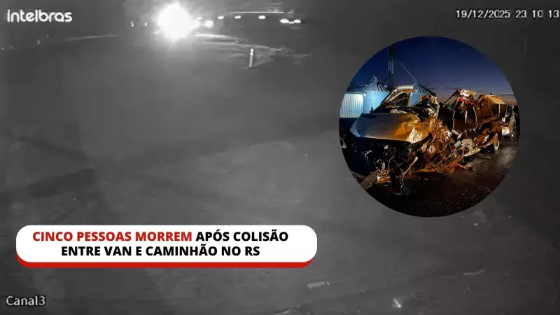 Cinco mortos em colisão frontal entre caminhão e van na BR-386, em Carazinho