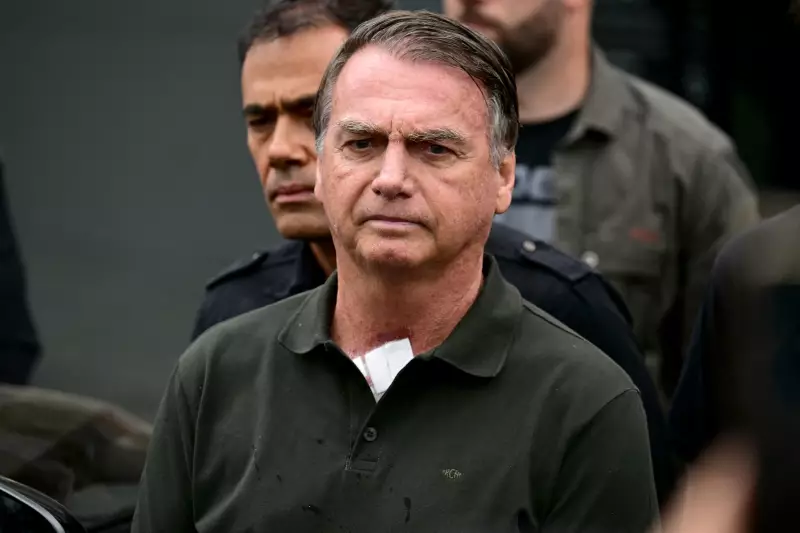 Cirurgia de Bolsonaro no Natal: 4 horas de duração e anestesia geral