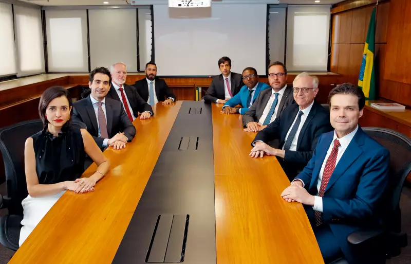 Copom enterra corte de juros em janeiro com ata que reforça juros altos por 'bastante prolongado'