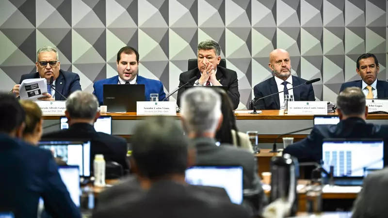 CPMI do INSS: R$ 4 bi desviados e investigações travadas por políticos