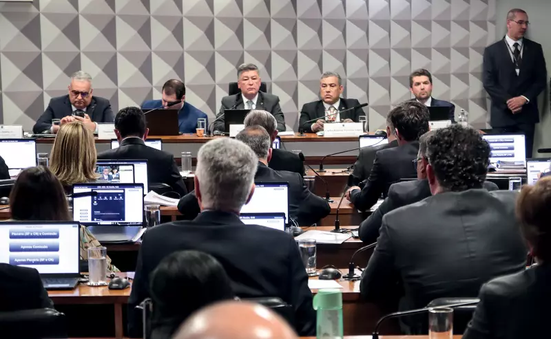 CPMI do INSS rejeita convocação de Lulinha por 19 votos a 12