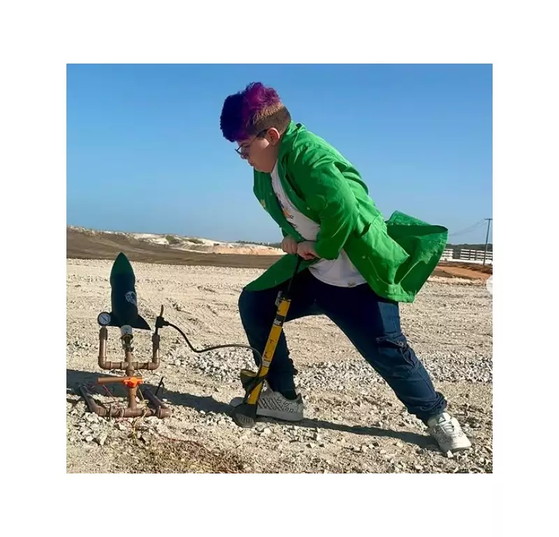 De 13 anos e da periferia ao espaço: jovem cearense vai a lançamento de foguete