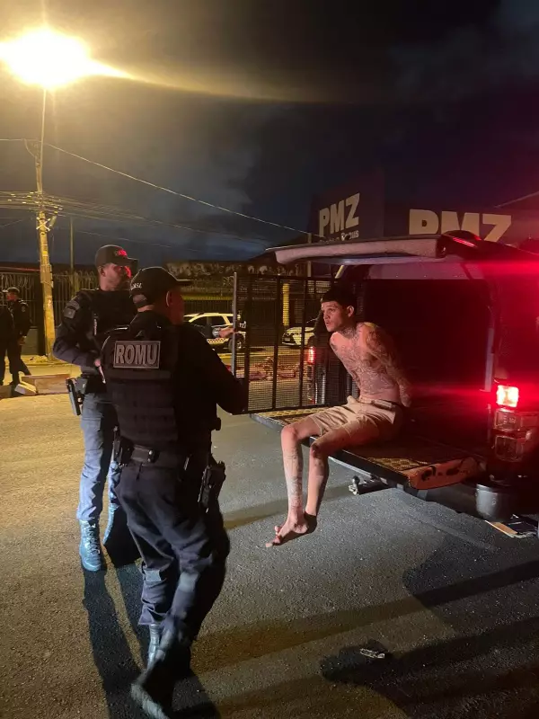 Dupla é presa após apontar arma para viatura em perseguição em São Luís