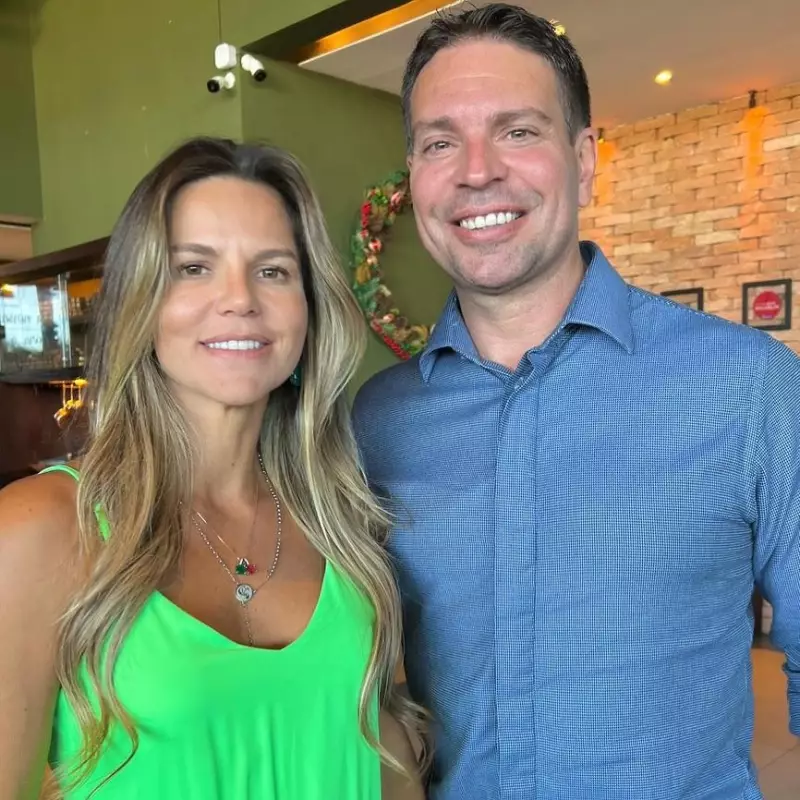 Esposa de Ramagem prorroga férias em Miami enquanto deputado é foragido