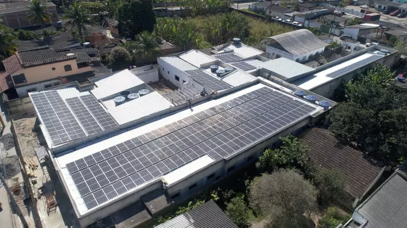 Fenattech Engenharia celebra 8 anos como referência em energia solar no Sul Fluminense