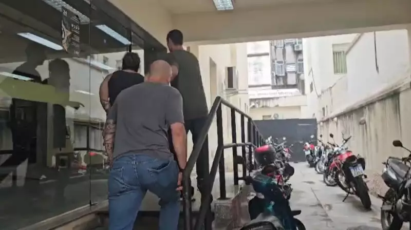 Homem de 44 anos preso por violência doméstica contra mãe idosa em Copacabana