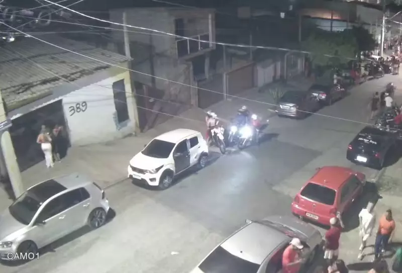 Homem dispara para o alto em baile funk de Natal em Sorocaba; PM atua