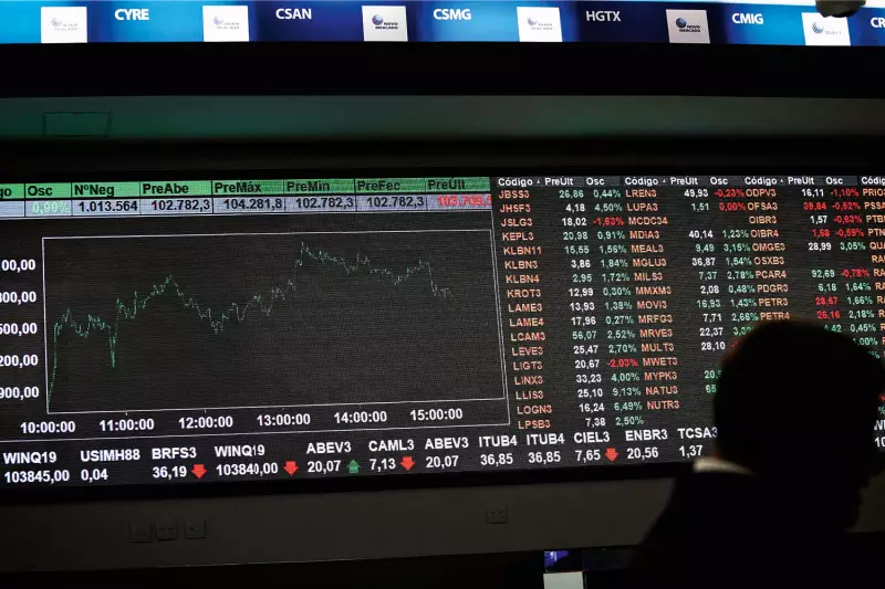 Ibovespa sobe com inflação abaixo do esperado e olho no PIB dos EUA