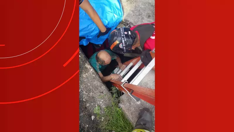 Idoso de 65 anos resgatado após dois dias preso em bueiro em Manaus