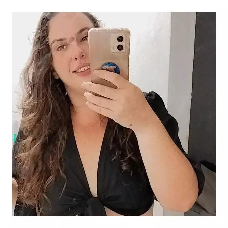 Influencer de futebol de 18 anos é morto com golpe de canivete pela namorada em Roraima