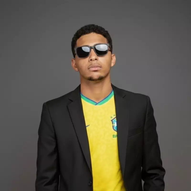 Influencer de futebol de 18 anos é morto por namorada com canivete em Roraima