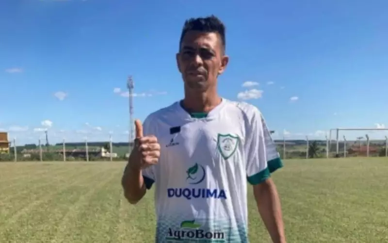 Jogador amador Esquerdinha é morto a facadas em bar de Buriti Alegre