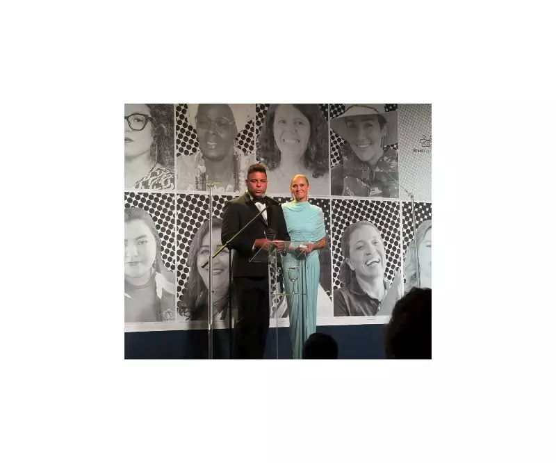 Leilão beneficente arrecada milhares com itens de famosos como Preta Gil e Sabrina Sato