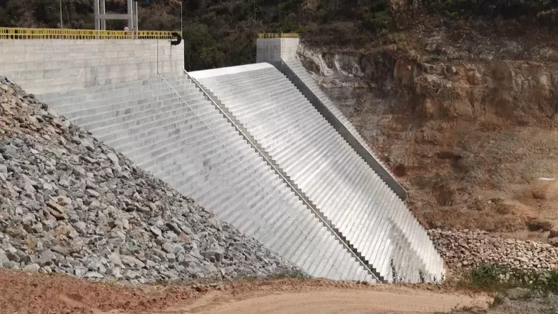 Lula inaugura Barragem Panelas 2 e retoma obras de Igarapeba em PE