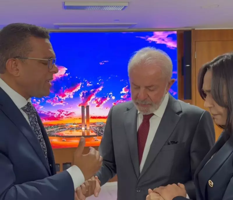 Lula recebe bênção de pastor ex-bolsonarista após decreto pró-gospel