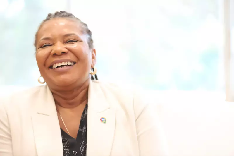 Margareth Menezes critica troca de orixás em músicas de Claudia Leitte