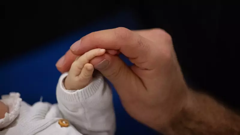Mãe de 27 anos dá à luz em loja de artigos infantis no Recife