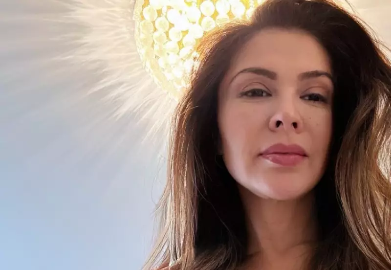 Modelo sofre necrose após procedimento estético com caneta pressurizada em SC