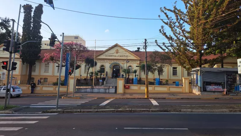 Mulher de 41 anos é esfaqueada pelo marido em São Pedro