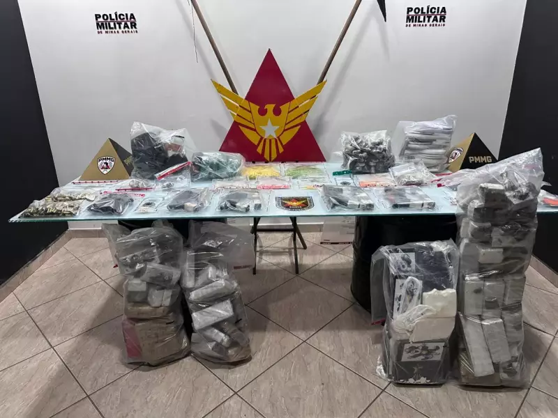 Operação da PM apreende 5 submetralhadoras, drogas e prende 3 em Valadares