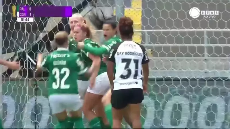 Palmeiras goleia Corinthians por 5 a 1 na 1ª final do Paulistão Feminino