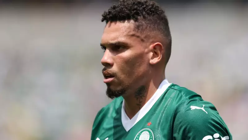 Paulinho do Palmeiras só retorna em 2026 após segunda cirurgia na tíbia