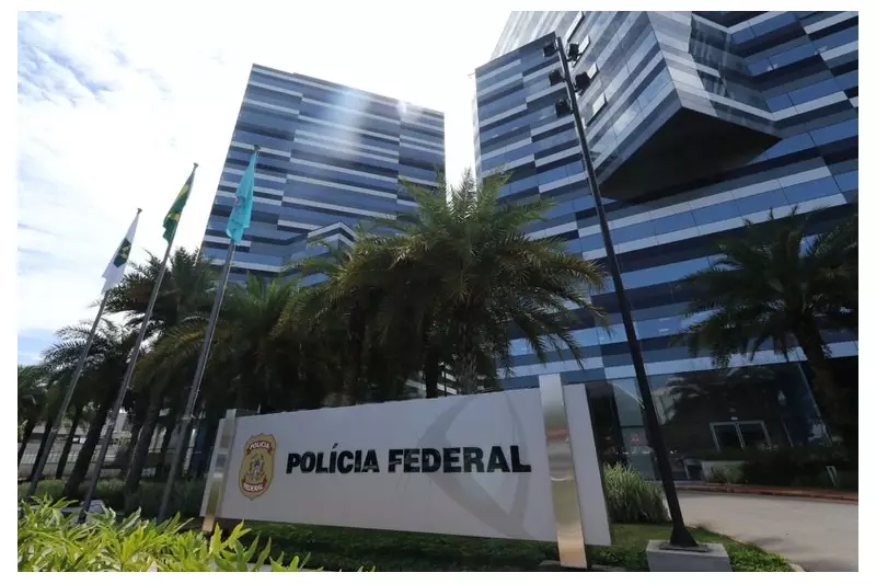 PF desarticula esquema de tráfico de pessoas em empresas de apostas esportivas