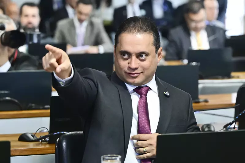PF pediu prisão de senador Weverton Rocha, mas STF negou