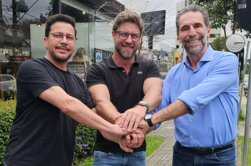 PT oficializa apoio a Requião Filho (PDT) para governo do Paraná em 2026