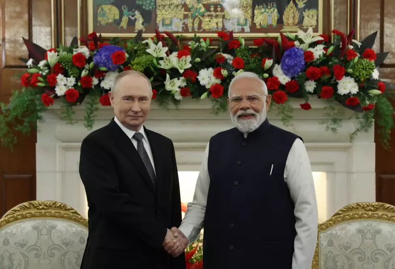 Putin e Modi firmam acordos até 2030, desafiando pressão dos EUA