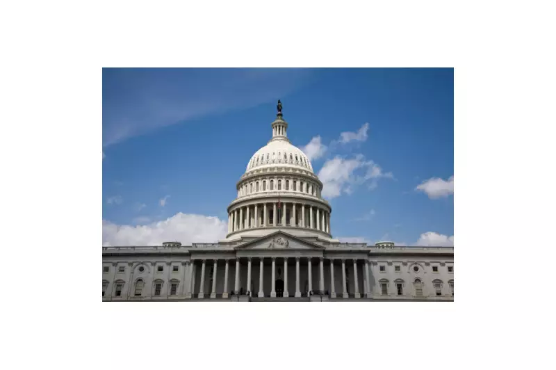 Senado dos EUA aprova orçamento de defesa de US$ 901 bi com milhões para Ucrânia