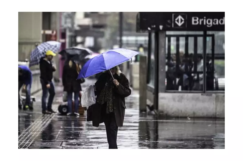 São Paulo tem clima ameno nesta quarta (17) com chuva ocasional e máxima de 22°C