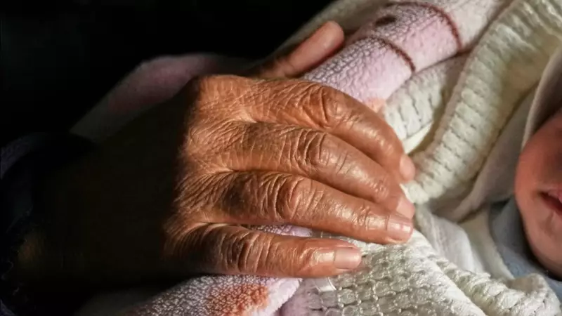 Sumiram no RJ: mãe e bebê de 8 meses desaparecidos após saída com mulher misteriosa