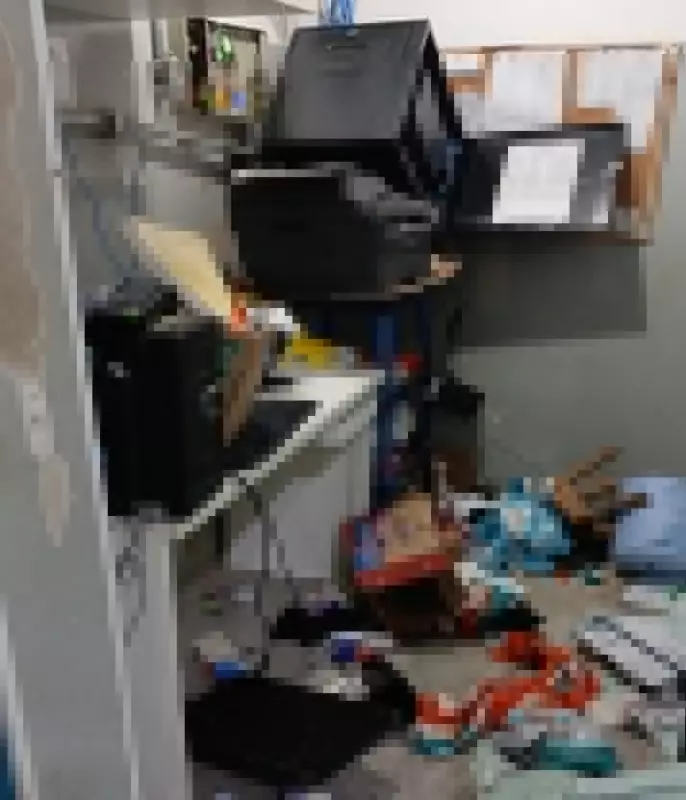 Supermercado em Piquete (SP) é alvo de furto por grupo de 8 criminosos