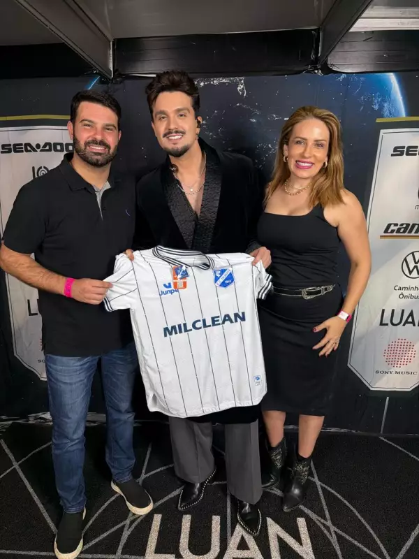 Taubaté Expo Rodeo reúne 30 mil por noite e esgota camisas do time local