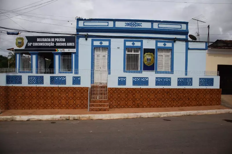 Tentativa de feminicídio em Buenos Aires: homem ateia fogo em casa com mulher e criança