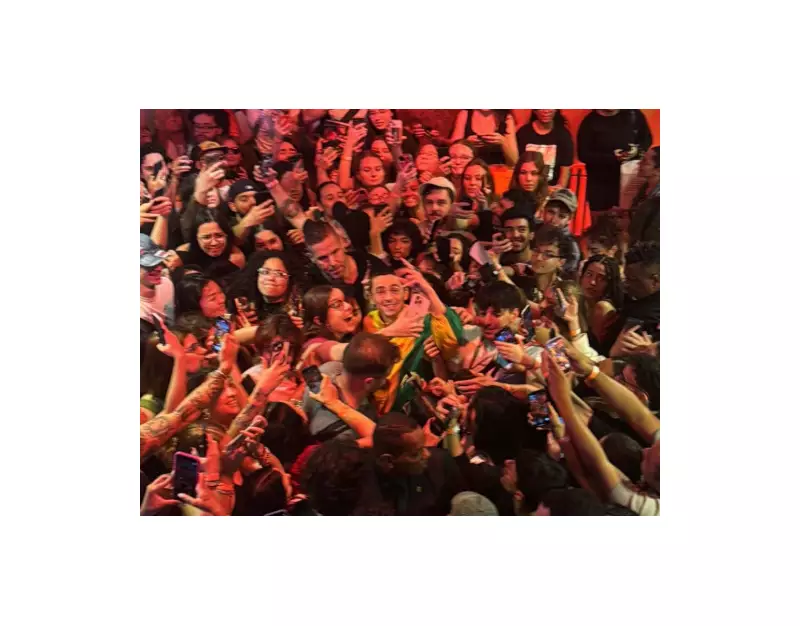 Timothée Chalamet usa look 'Brasil Core' e causa tumulto em São Paulo