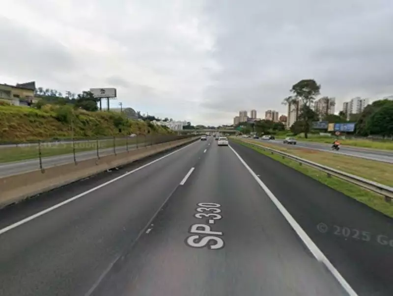 Trecho da Anhanguera agora é Rodovia Comunicador Silvio Santos