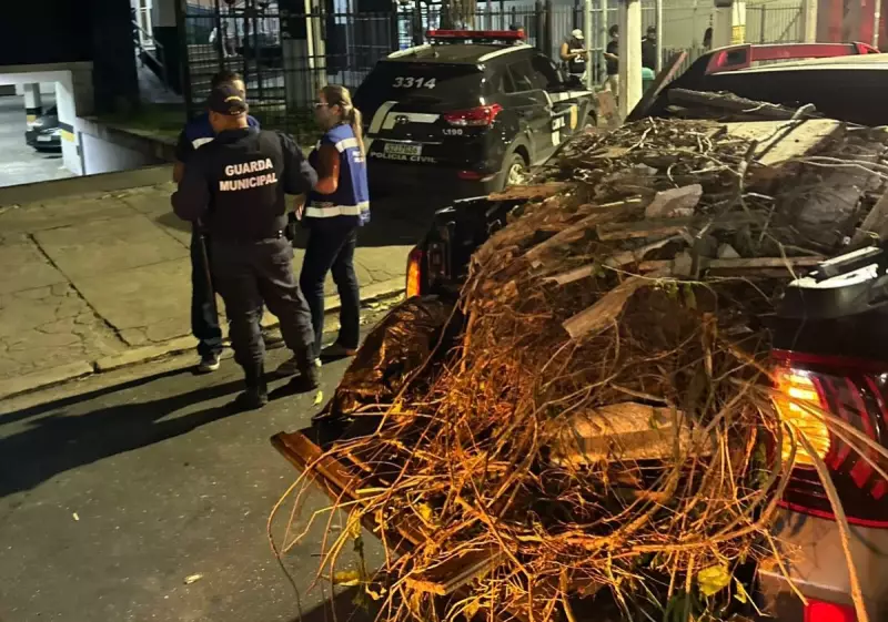 Três presos por descarte ilegal de lixo em Belém; multa pode chegar a 5 anos