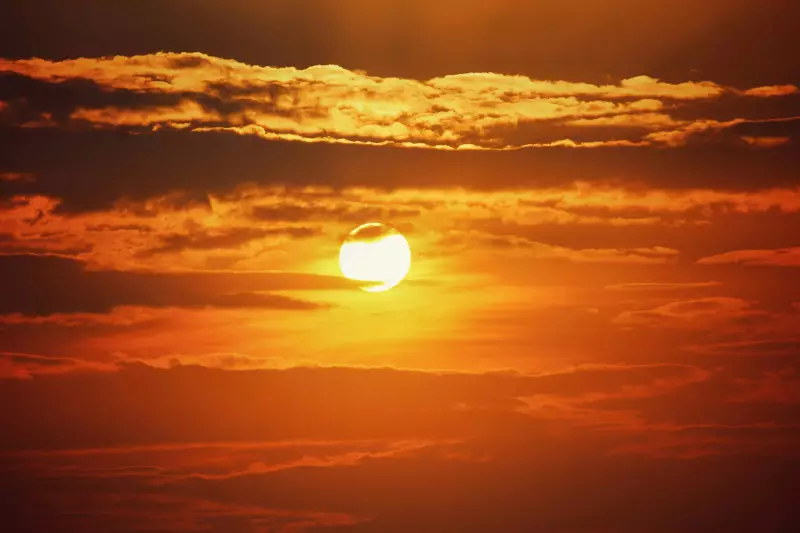 Verão 2025/26: previsão aponta calor acima da média e menos chuvas no Brasil