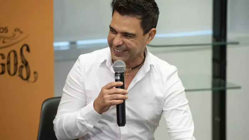 Zezé Di Camargo ganha 1,4 milhão de seguidores após polêmica com o SBT