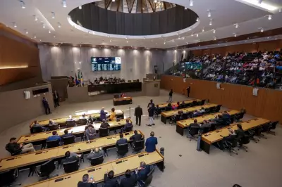 Alepe aprova escala 4x3 e indenização extra para servidores de alto escalão