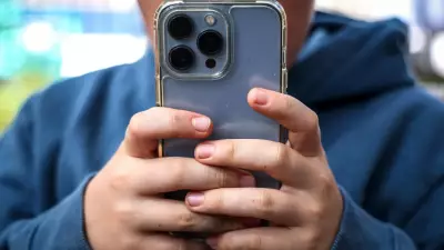 Austrália proíbe redes sociais para menores de 16 anos a partir de 10/12/2025