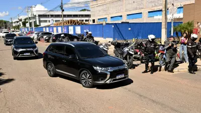 Bolsonaro deixa prisão da PF para cirurgia de hérnia inguinal no Natal